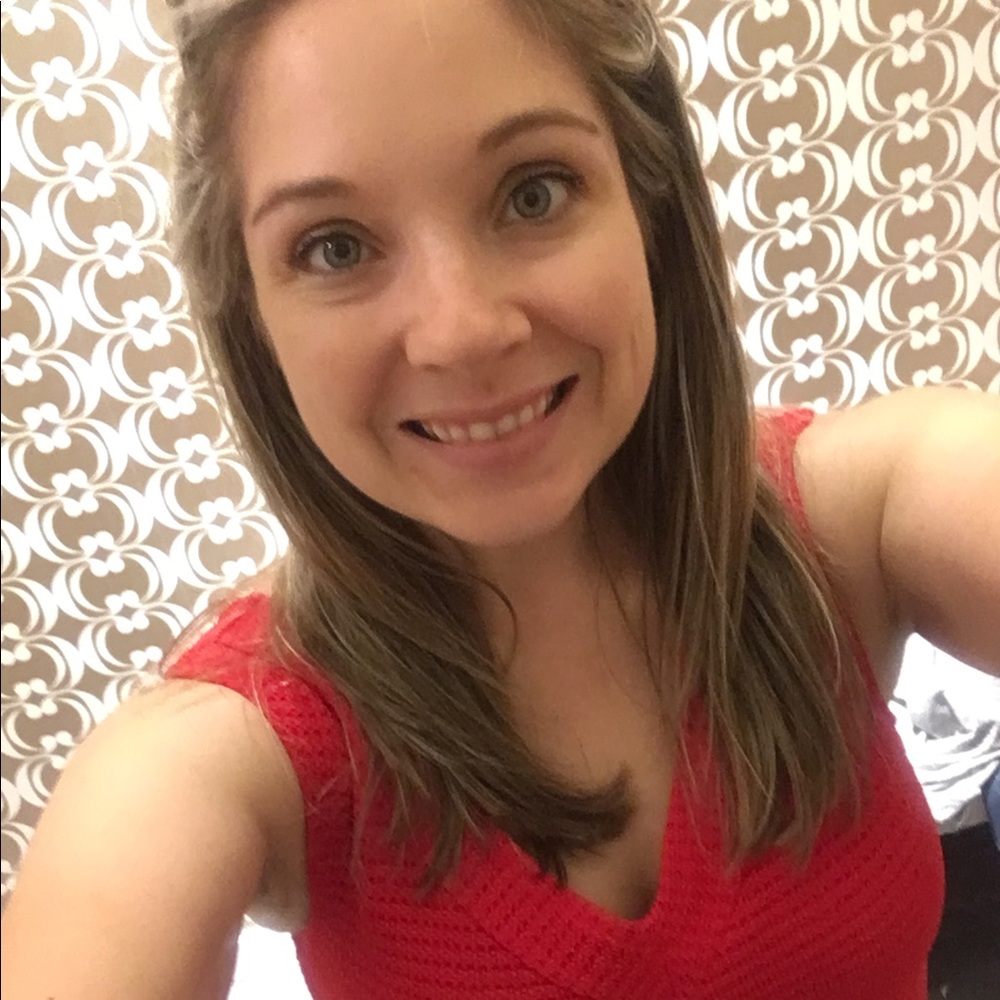 Meet your Posher, Amanda